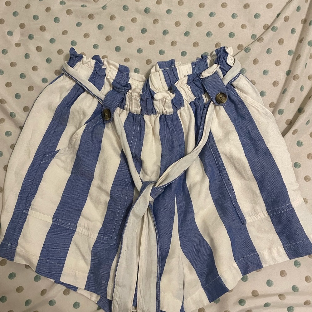 American Eagle XS wrap shorts